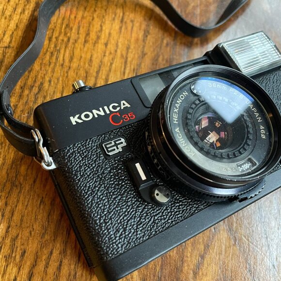 Konica C35 Film Camera - Picture 5 of 8